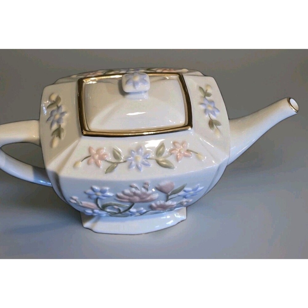 Vintage Lenox Wildflower Porcelain Teapot legacy fine porcelain collection - Picture 7 of 12